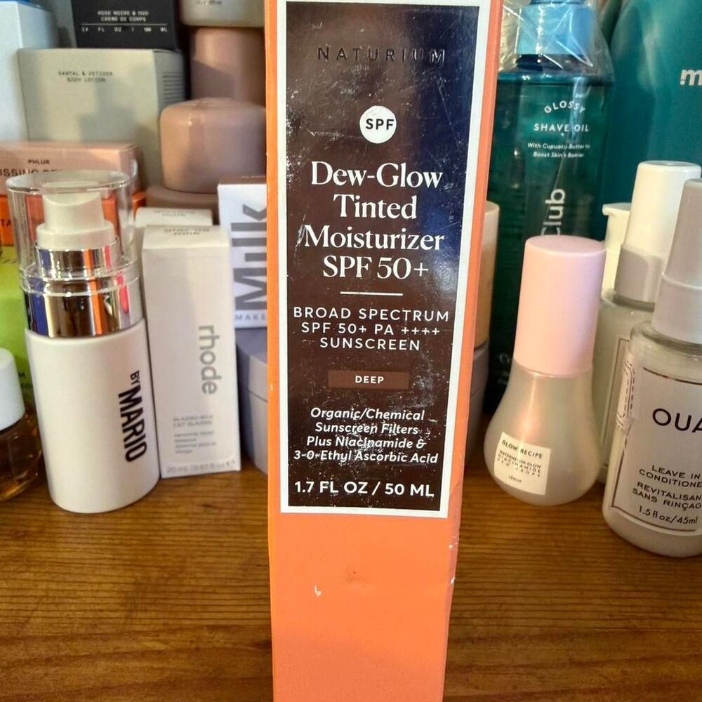 Naturium Tinted Moisturizer